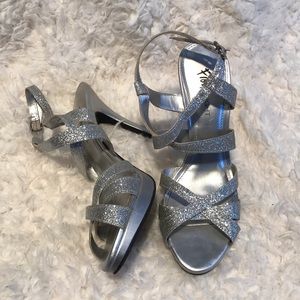 Glitzy Fioni Night heels